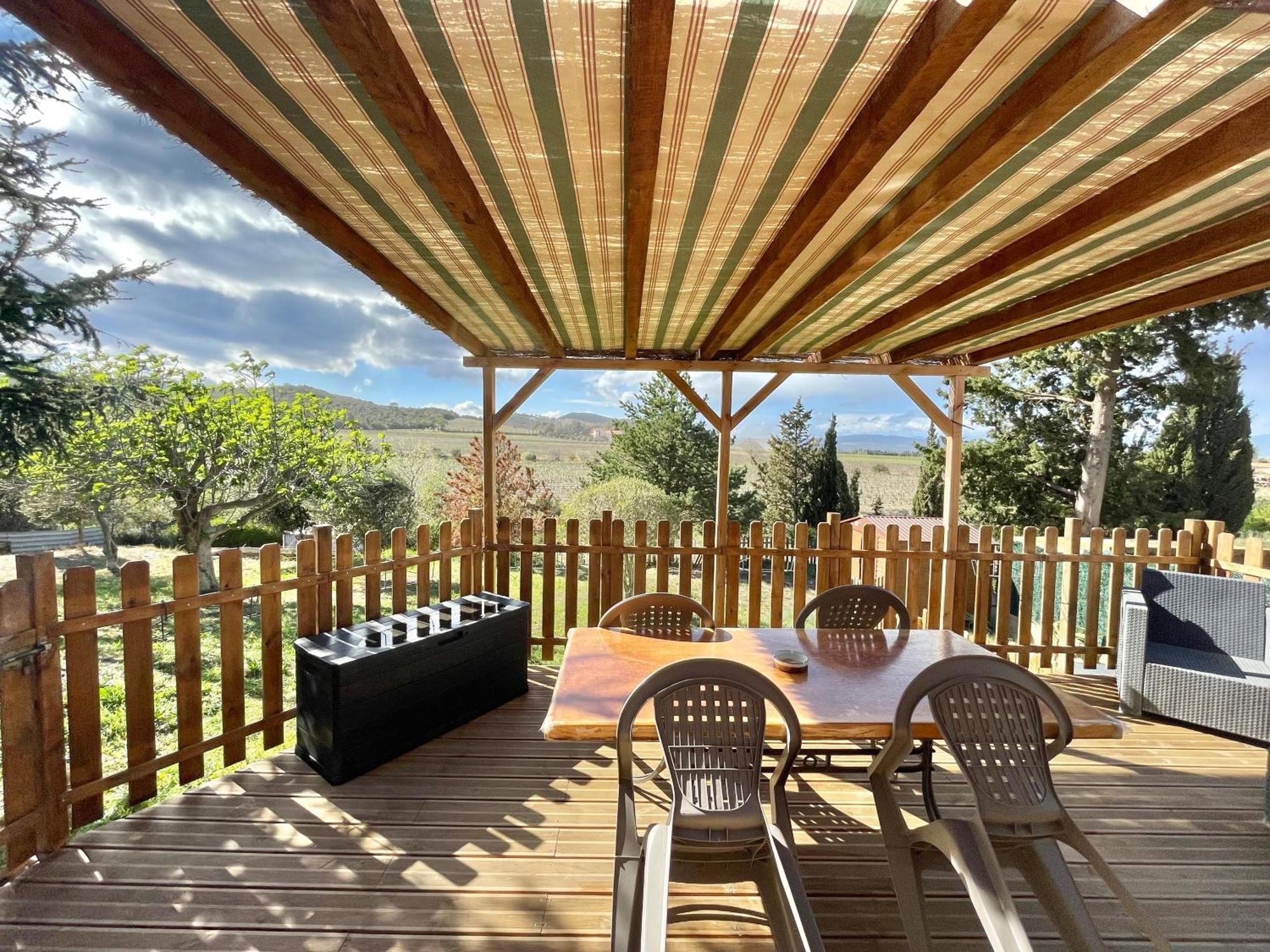 Castelnou Gite De L'Auxineill מראה חיצוני תמונה